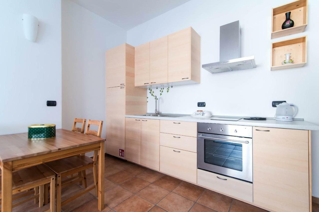 Ferienwohnung Al Piccolo Molo Como Exterior foto
